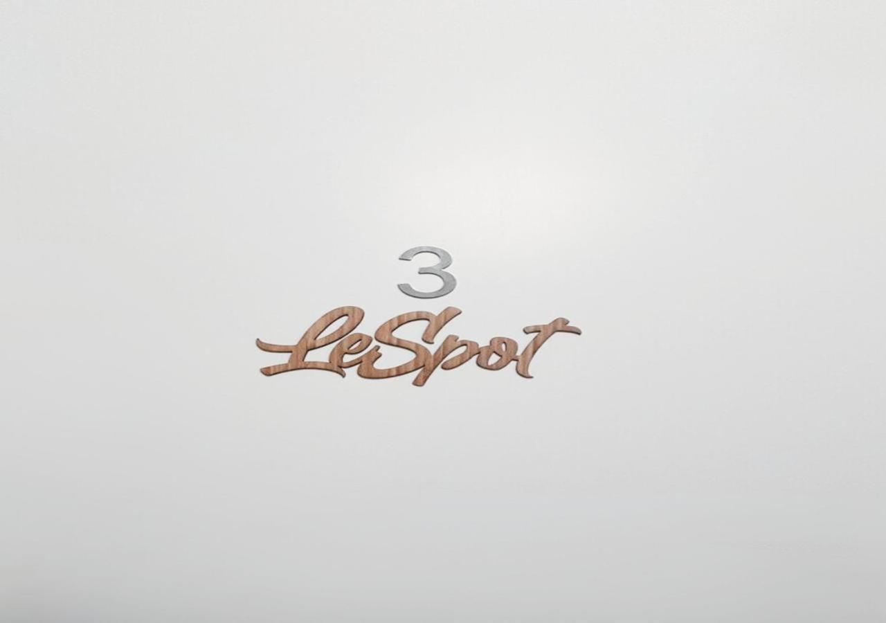 Short Time Suites Toulon Centre 3 "Le Spot" Check-In Auto Esterno foto